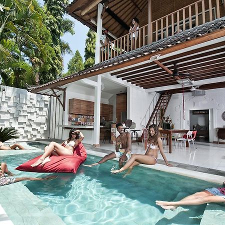 3Br Villa Hari - Minggu Villas Seminyak Kültér fotó