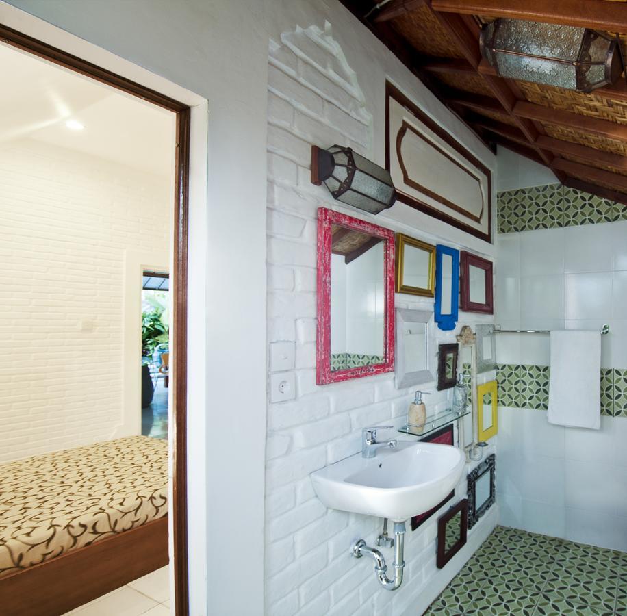3Br Villa Hari - Minggu Villas Seminyak Kültér fotó